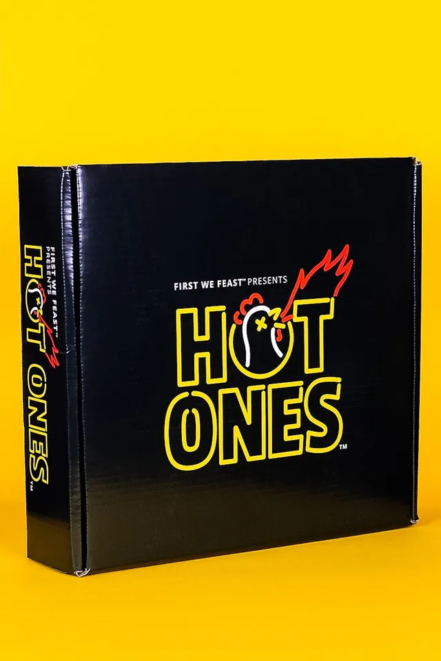 heatonist-hot-ones-year-coffret-abonnement-10-sauces-piquantes-ann-e image 1