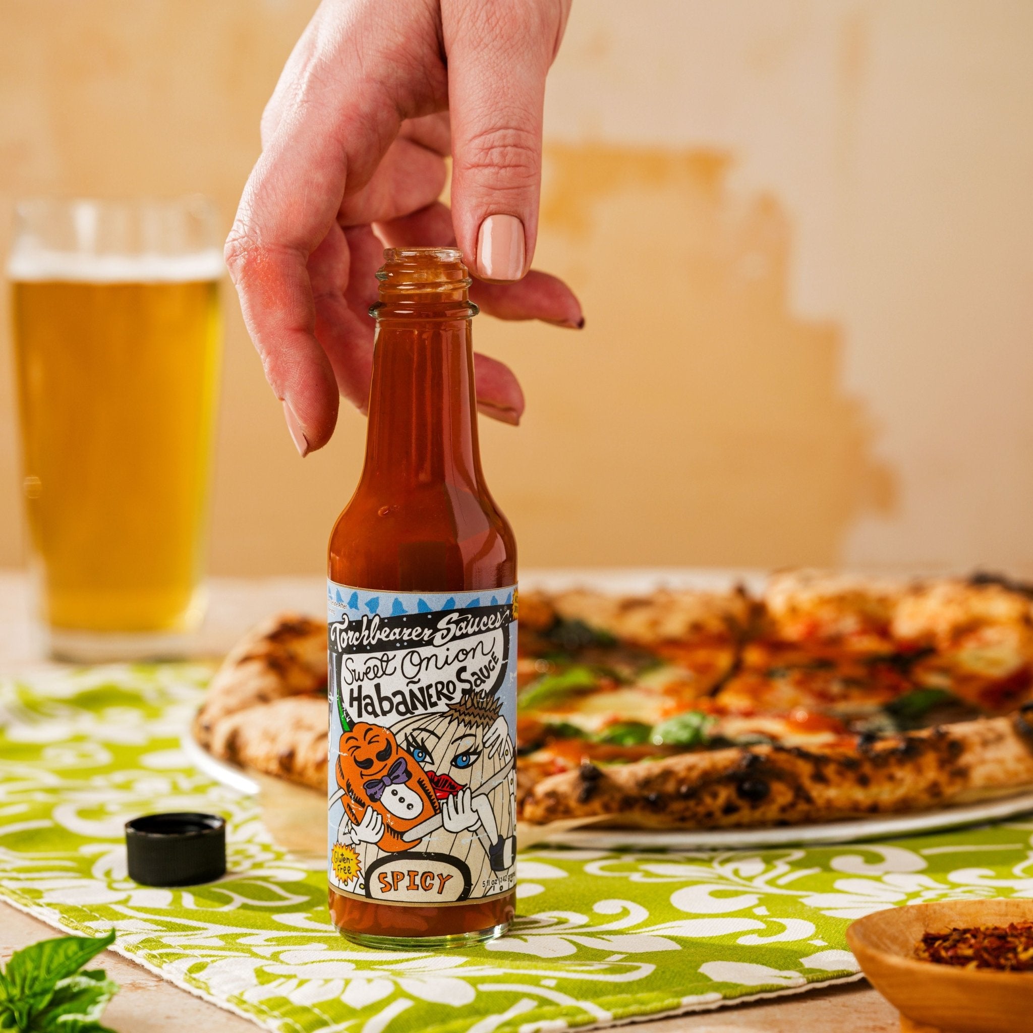 torchbearer-sweet-onion-habanero-sauce-piquante-oignon-doux-148ml image 3