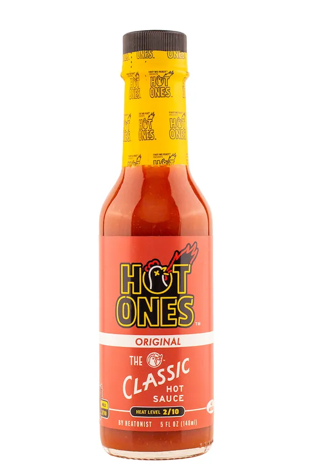 hot-ones-the-classic-sauce-piquante-chile-de-arbol-ail image 1
