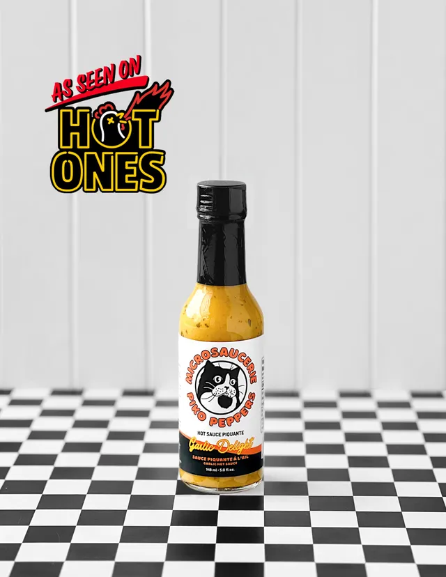 piko-peppers-garlic-delight-sauce-ail-cr-meuse-hot-ones-29 image 1