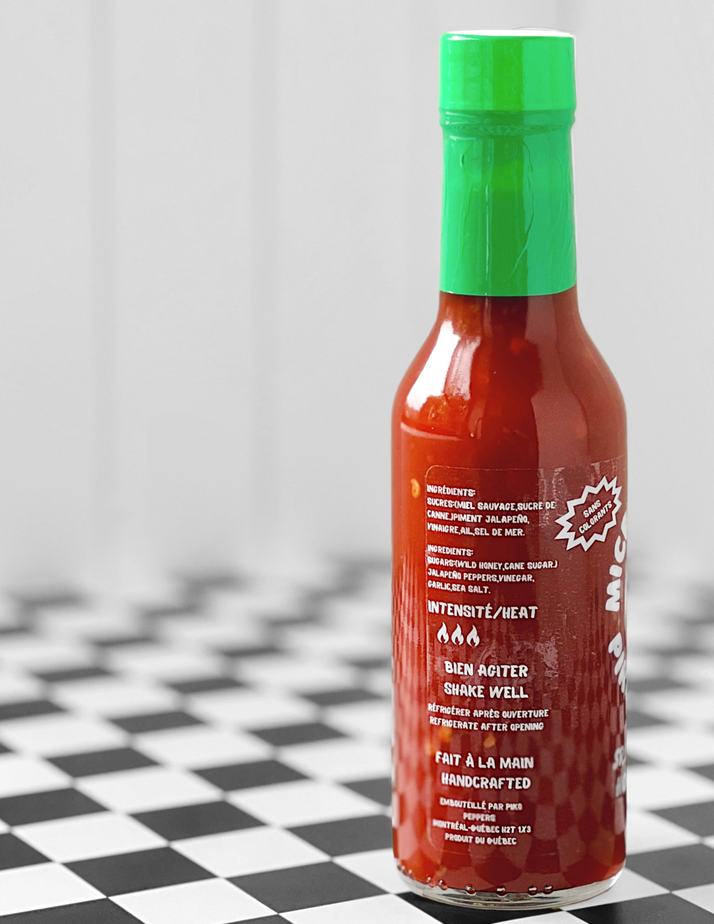 piko-peppers-sriracha-sauce-piquante-au-miel-jalape-o image 2