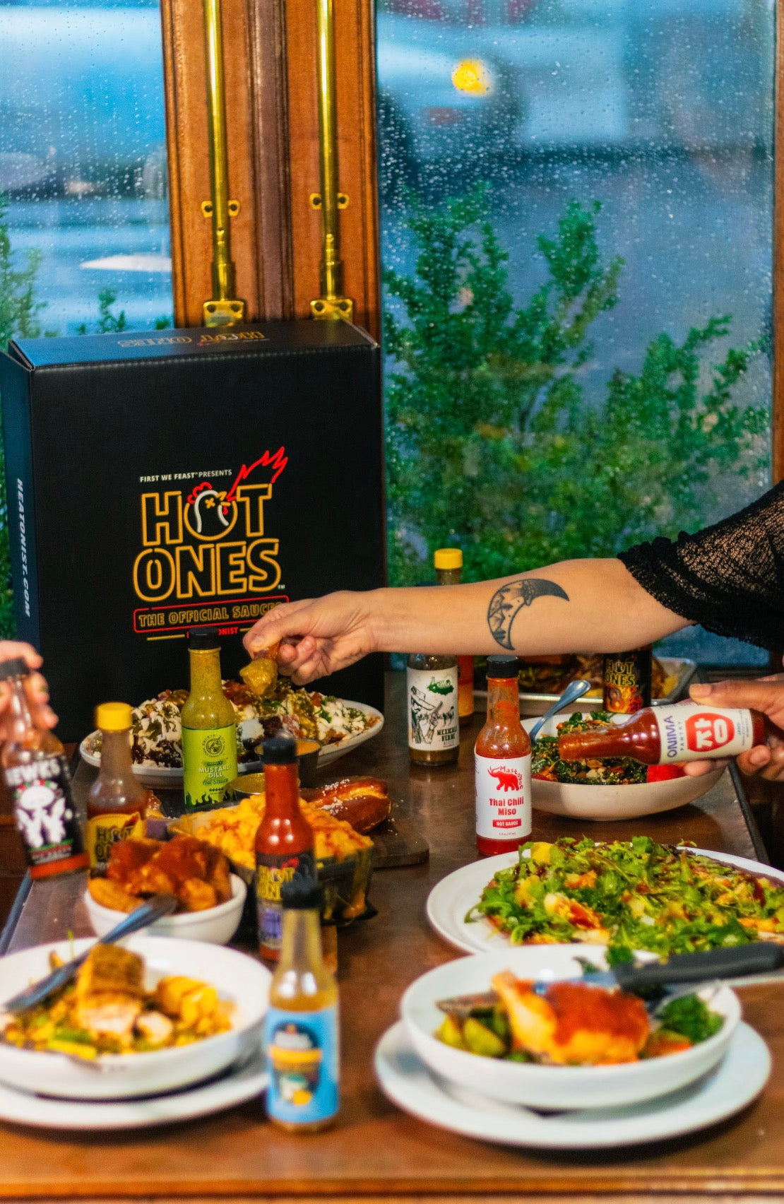 heatonist-hot-ones-saison-31-coffret-10-sauces-piquantes image 5