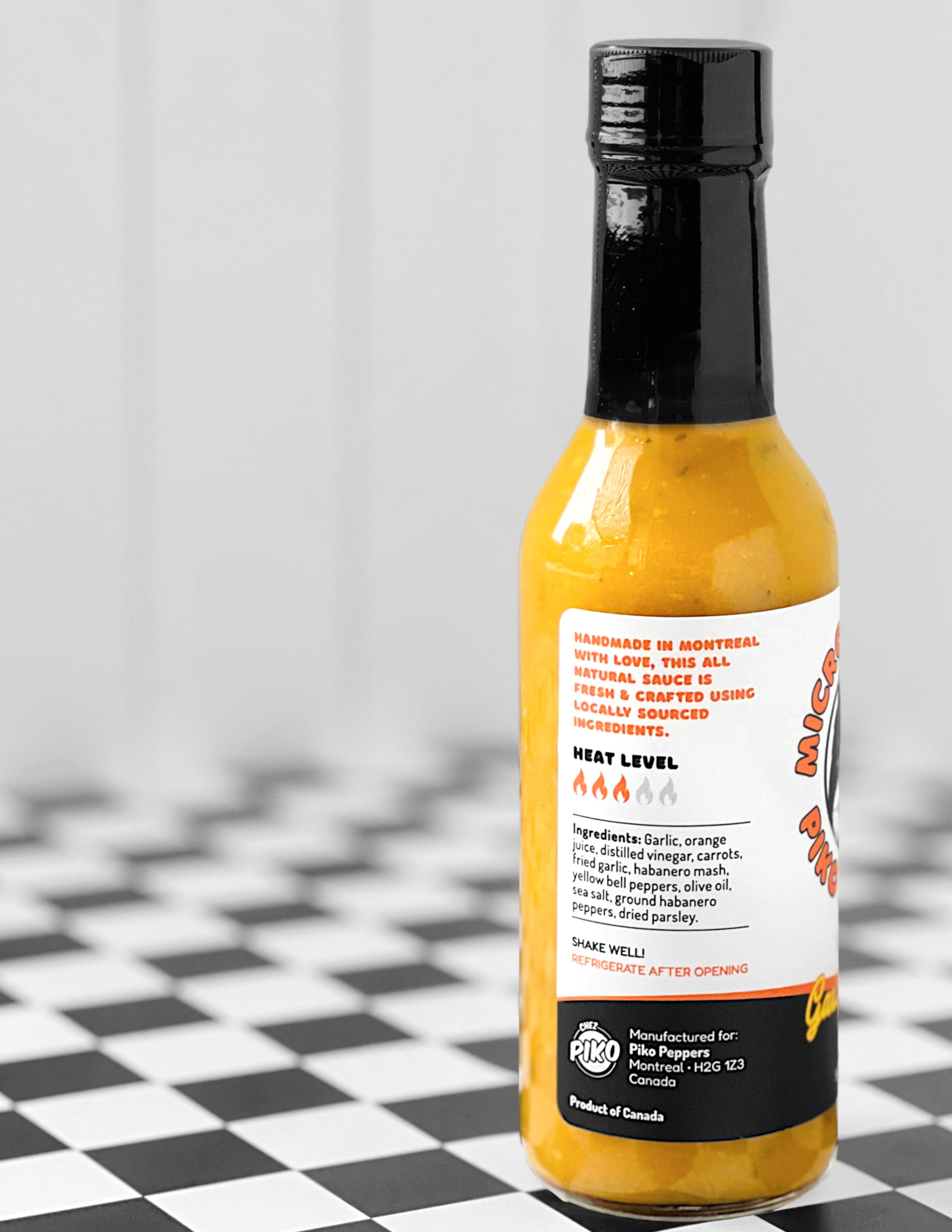 piko-peppers-garlic-delight-sauce-ail-cr-meuse-hot-ones-29 image 3