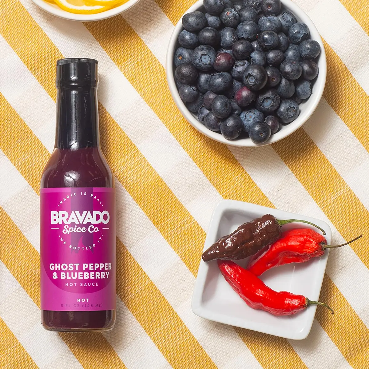 bravado-ghost-pepper-sauce-piquante-myrtille-hot-ones image 2