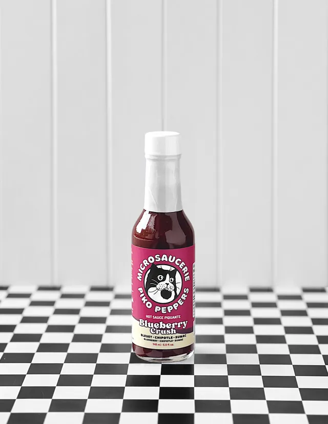 piko-peppers-blueberry-crush-sauce-piquante-bleuets-chipotle-sumac image 1