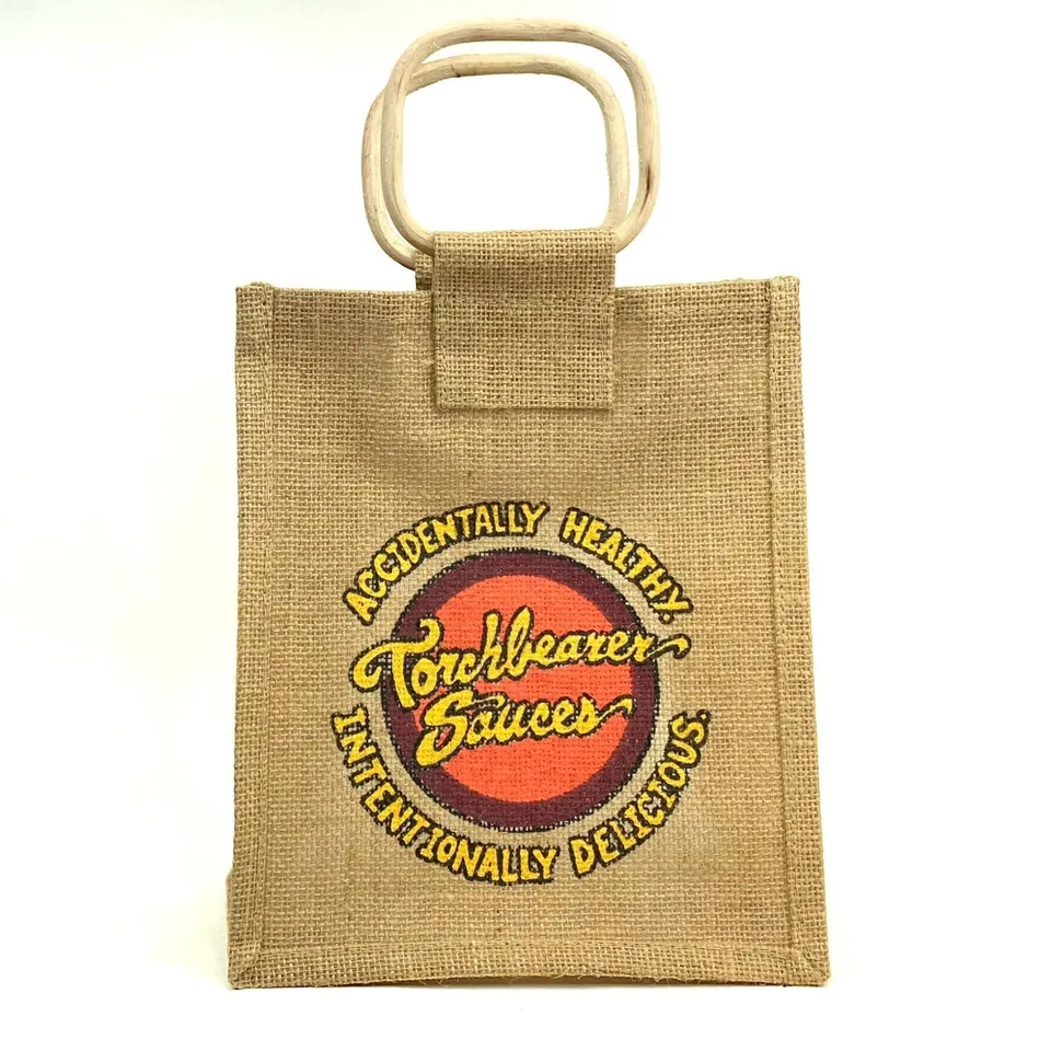torchbearer-sauces-sac-cadeau-jute-3-bouteilles image 1